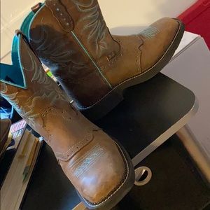 Justin Gypsy cowboy boots